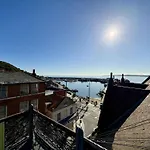 Merchants Quarters - Full Collection - Three In One - With Harbour And Sea Views - Free Roof Terrace With Sea And Harbour View And Location To Beaches Amenities Restaurants And Harbour 스카버러
