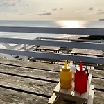 Merchants Quarters - Full Collection - Three In One - With Harbour And Sea Views - Free Roof Terrace With Sea And Harbour View And Location To Beaches Amenities Restaurants And Harbour 스카버러