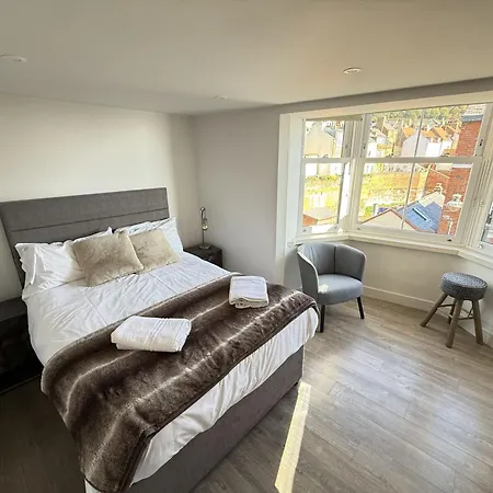 Merchants Quarters - Full Collection - Three In One - With Harbour And Sea Views - Free Roof Terrace With Sea And Harbour View And Location To Beaches Amenities Restaurants And Harbour * 스카버러