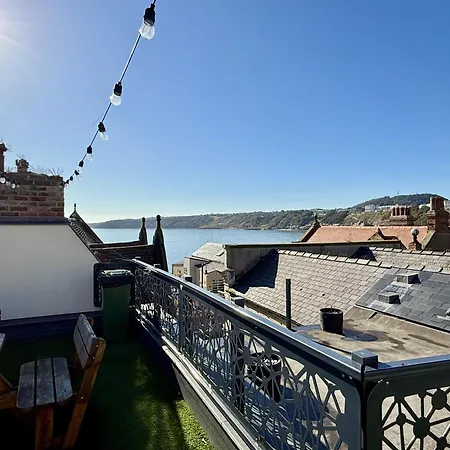 Merchants Quarters - Full Collection - Three In One - With Harbour And Sea Views - Free Roof Terrace With Sea And Harbour View And Location To Beaches Amenities Restaurants And Harbour