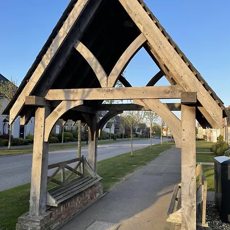 Tatil Evi Merchants Quarters - Full Collection - Three In One - With Harbour And Sea Views, Roof Terrace And Location To Amenities *