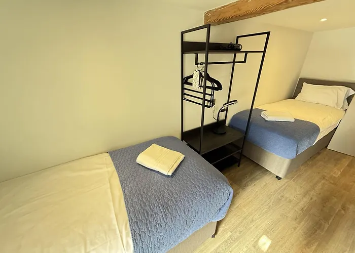 Merchants Quarters - Full Collection - Three In One - With Harbour And Sea Views - Free Roof Terrace With Sea And Harbour View And Location To Beaches Amenities Restaurants And Harbour