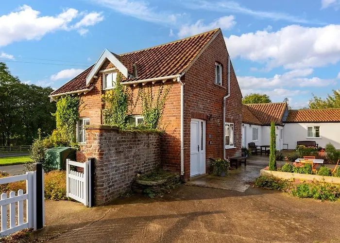 Merchants Quarters - Full Collection - Three In One - With Harbour And Sea Views - Free Roof Terrace With Sea And Harbour View And Location To Beaches Amenities Restaurants And Harbour 펜션