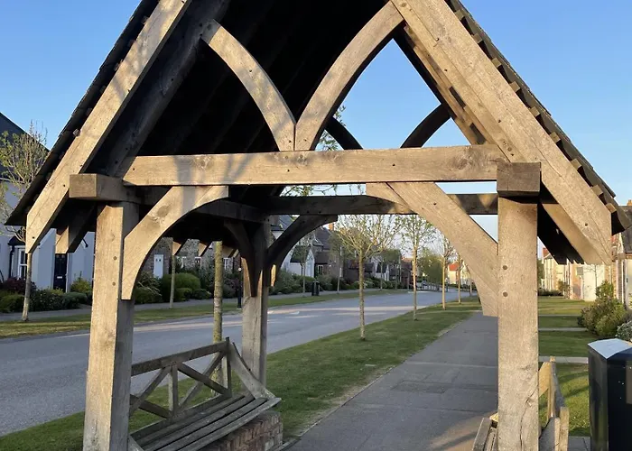 Semesterbostad Merchants Quarters - Full Collection - Three In One - With Harbour And Sea Views - Free Roof Terrace With Sea And Harbour View And Location To Beaches Amenities Restaurants And Harbour *